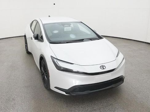 New 2026 Toyota Prius Plug-In Hybrid image 32