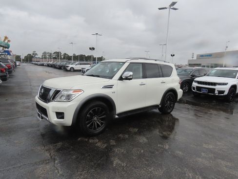 Used 2018 Nissan Armada Platinum w/ Captain Seat Package AWD/4WD image 2