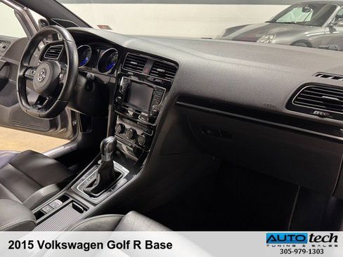 Used 2015 Volkswagen Golf R 4-Door image 39