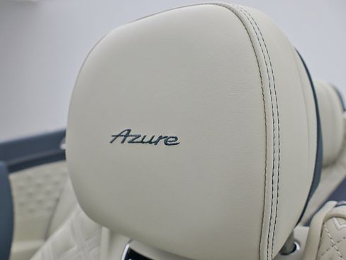 Used 2023 Bentley Continental GT Azure image 38