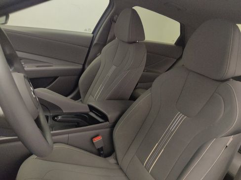 Used 2022 Hyundai Elantra SEL w/ Cargo Package FWD image 17