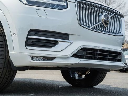 Used 2023 Volvo XC90 B6 Plus w/ Protection Package image 15