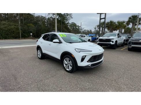 Used 2025 Buick Encore GX Preferred image 8