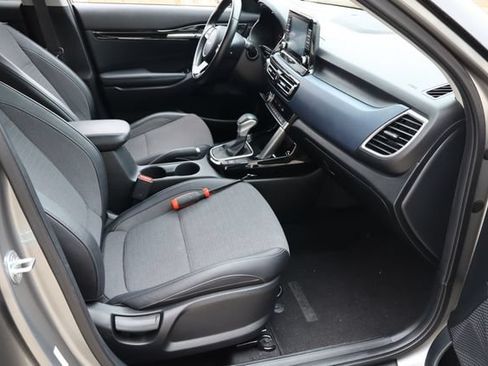 Used 2023 Kia Seltos S FWD image 16