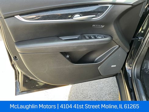 Certified 2022 Cadillac XT5 Premium Luxury w/ Technology Package image 10