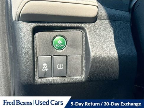 Used 2017 Honda HR-V LX image 13