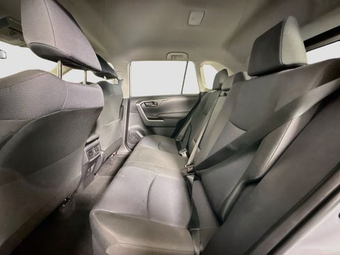 Used 2025 Toyota RAV4 LE AWD/4WD image 24