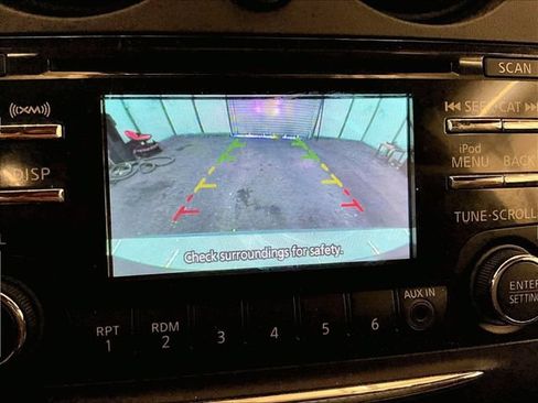 Used 2015 Nissan Rogue S w/ Convenience Package AWD/4WD image 21