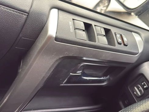 Used 2018 Toyota 4Runner SR5 Premium image 22