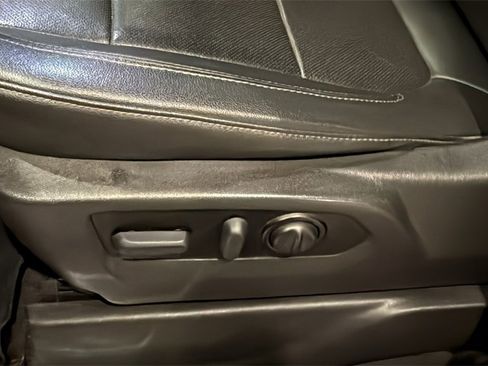 Used 2022 GMC Sierra 1500 SLT w/ SLT Premium Plus Package image 25