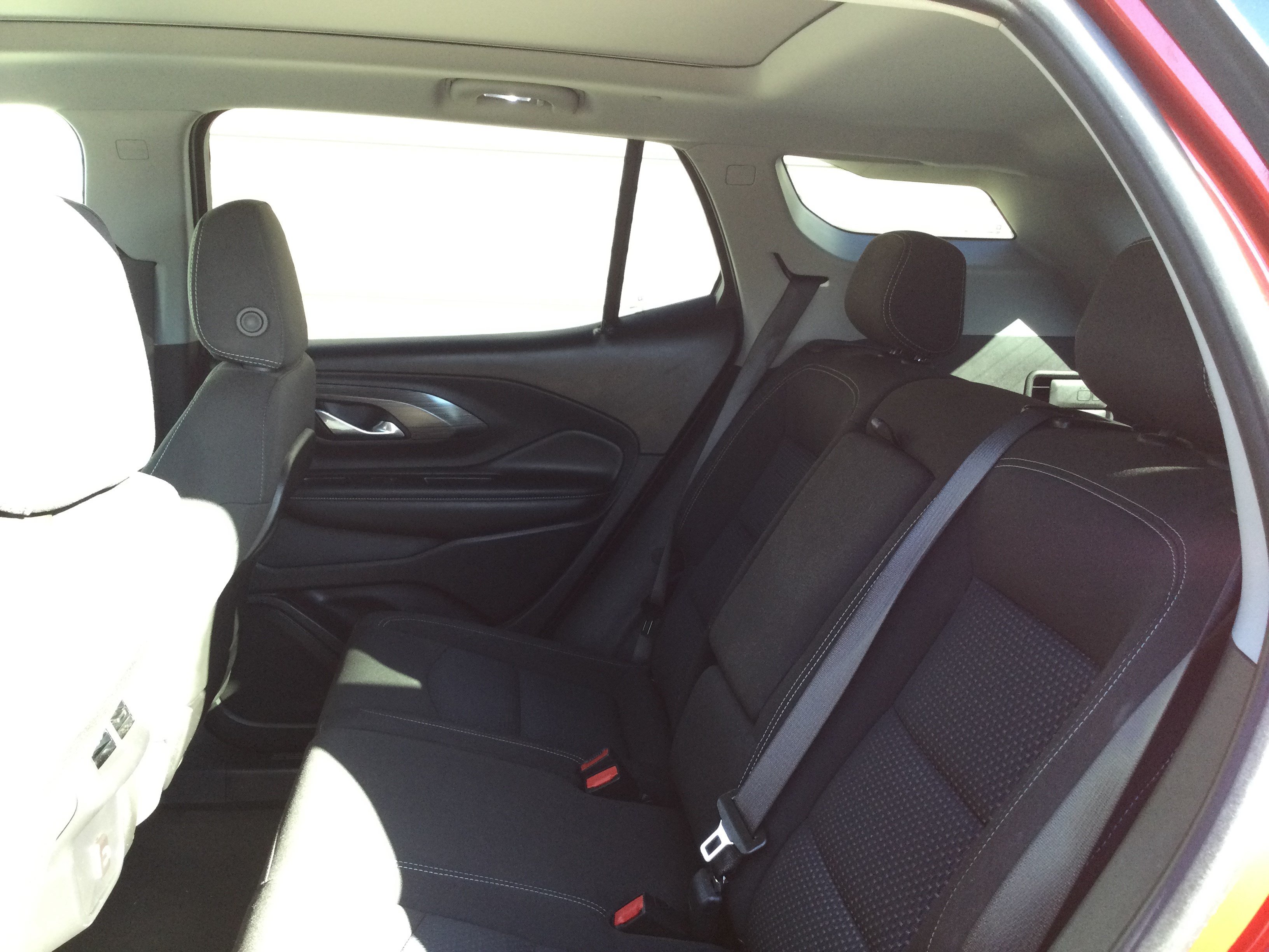 Used 2023 GMC Terrain SLE w/ Driver Convenience Package AWD/4WD image 7