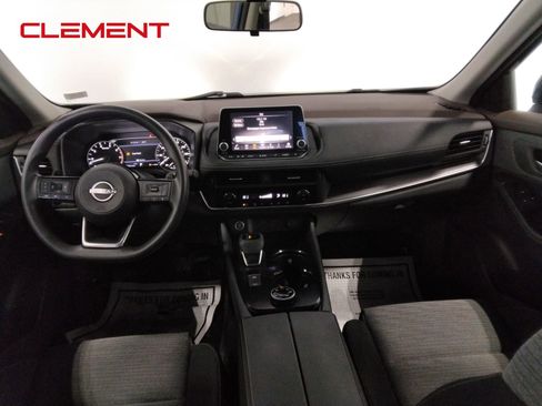 Used 2023 Nissan Rogue SV image 31