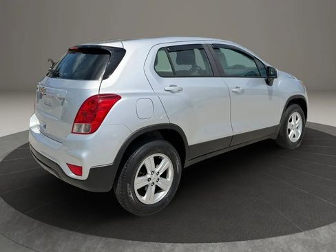 Used 2018 Chevrolet Trax LS AWD/4WD image 6