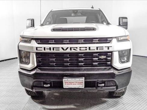 Used 2022 Chevrolet Silverado 2500 Custom w/ Custom Value Package AWD/4WD image 13