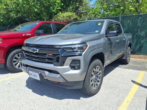Used 2023 Chevrolet Colorado Z71 w/ Z71 Convenience Package 2 AWD/4WD image 1