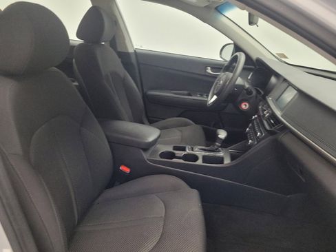 Used 2018 Kia Optima LX w/ 17" Alloy Wheels Package image 21