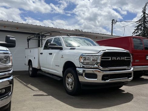 Used 2022 RAM 2500 Tradesman w/ Chrome Appearance Group AWD/4WD image 1