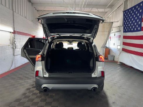 Used 2020 Ford Escape SE AWD/4WD image 12