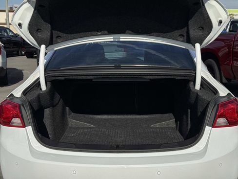 Used 2017 Chevrolet Impala LT w/ Leather Package image 26