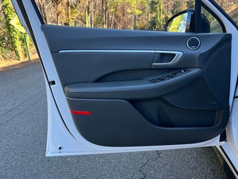 Used 2022 Hyundai Sonata SEL Plus w/ Cargo Package image 10