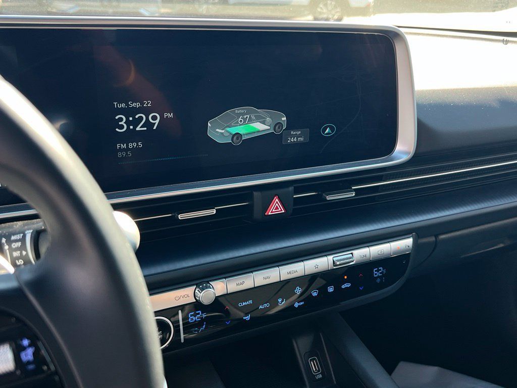 Used 2024 Hyundai Ioniq 6 SEL RWD image 19