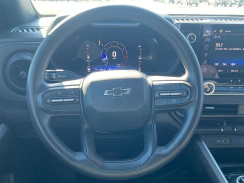 Used 2023 Chevrolet Colorado Trail Boss w/ Technology Package image 18