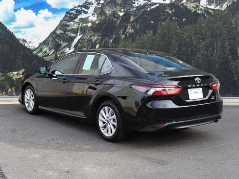 Used 2023 Toyota Camry LE image 9