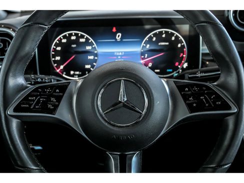Certified 2023 Mercedes-Benz GLC 300 GLC 300 4MATIC image 17