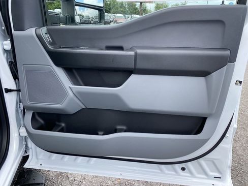 New 2025 Ford F350 XL w/ 360-Degree Camera Package RWD image 27