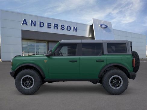 New 2025 Ford Bronco Badlands w/ Matte Film Protection Package AWD/4WD image 3