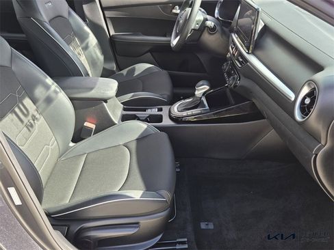 Certified 2022 Kia Forte GT-Line w/ GT-Line Technology Package image 19