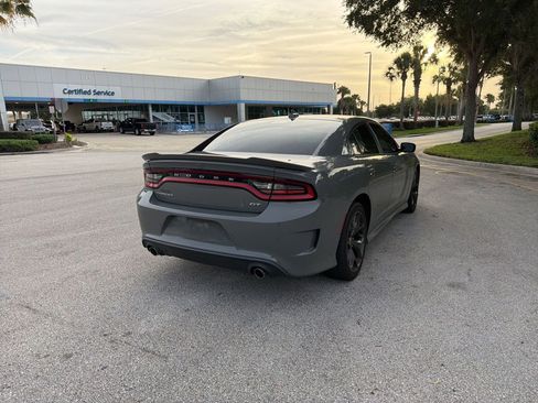 Used 2019 Dodge Charger GT RWD image 3