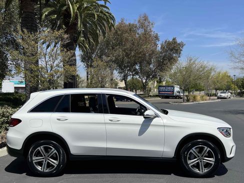Used 2020 Mercedes-Benz GLC 300 4MATIC image 14