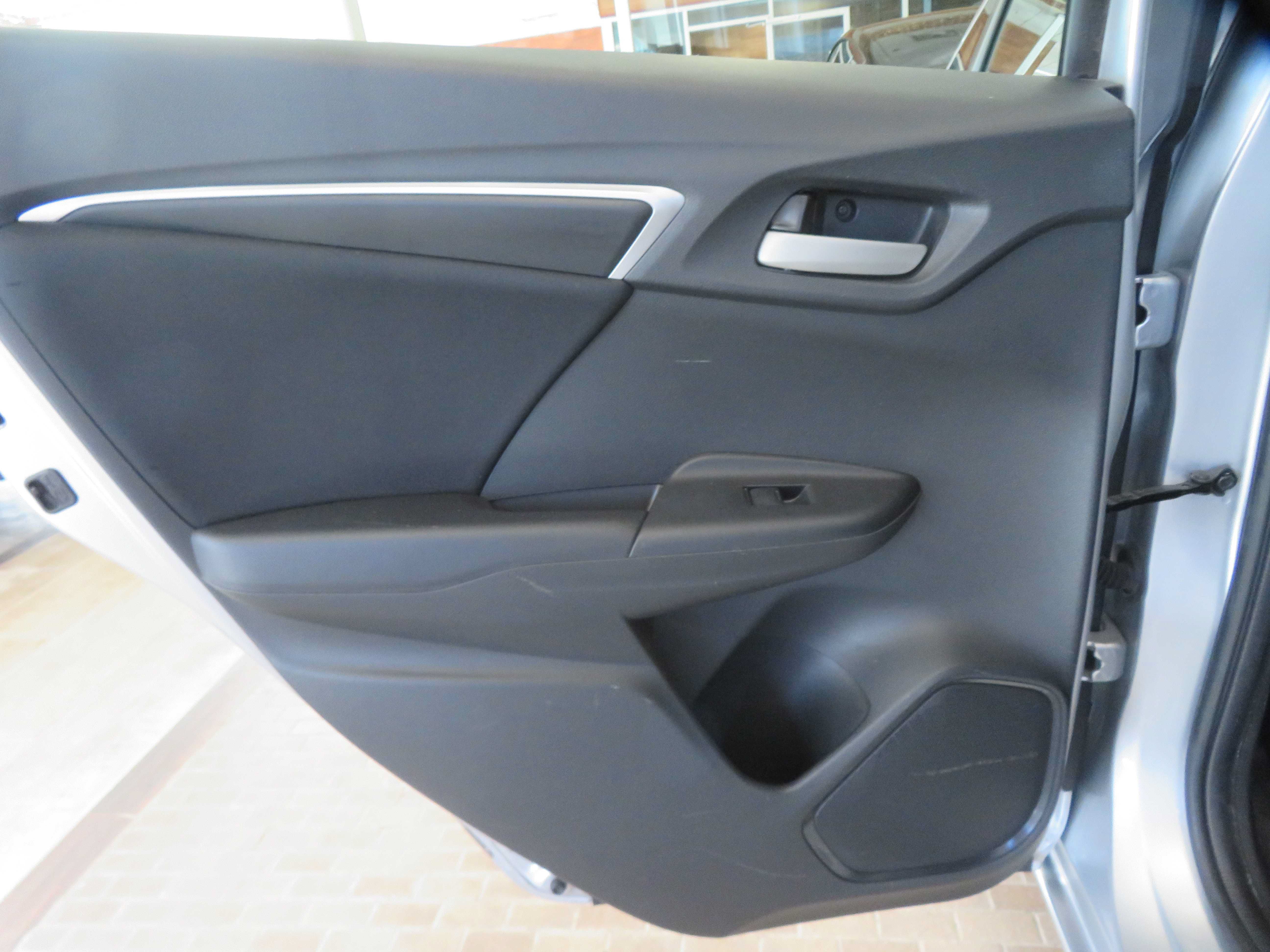 Used 2016 Honda Fit LX image 17