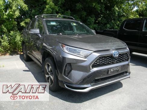 Used 2021 Toyota RAV4 SE w/ Weather & Moonroof Package AWD/4WD image 1