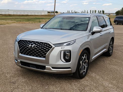Used 2022 Hyundai Palisade Calligraphy image 1