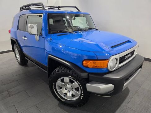 Used 2007 Toyota FJ Cruiser 4WD w/ Upgrade Pkg 1 image 7