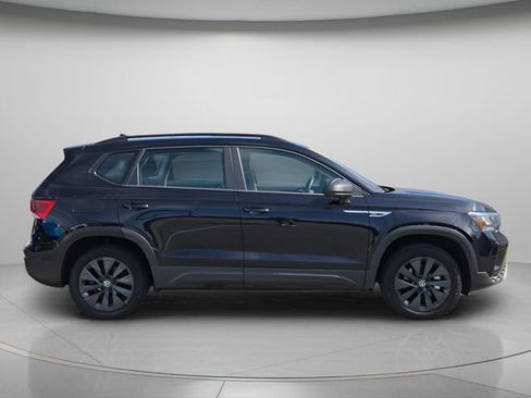 Used 2024 Volkswagen Taos S FWD image 9