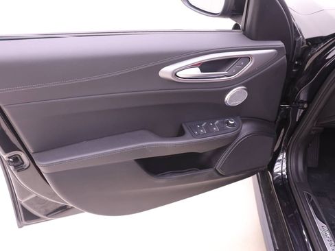 New 2026 Alfa Romeo Giulia AWD image 11