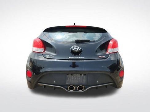 Used 2015 Hyundai Veloster Turbo w/ Option Group 04 FWD image 7