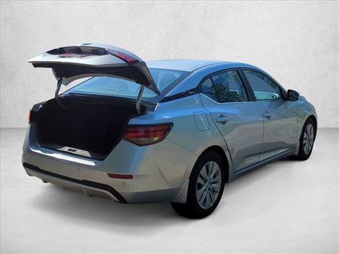 Used 2020 Nissan Sentra S FWD image 8