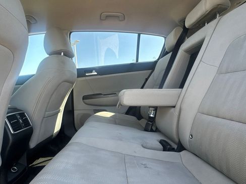 Used 2020 Kia Sportage LX AWD/4WD image 34