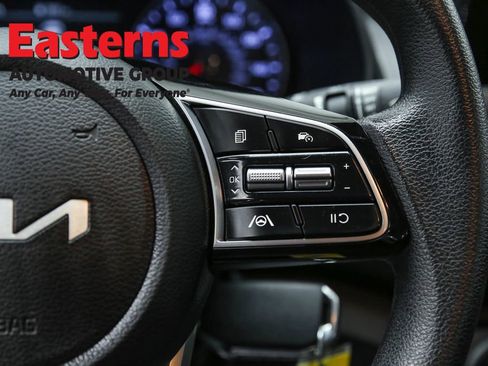 Used 2023 Kia Forte LXS image 16