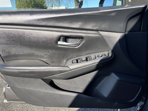 Used 2023 Nissan Sentra SV w/ All-Weather Package image 17