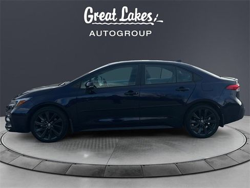 Used 2024 Toyota Corolla SE image 2