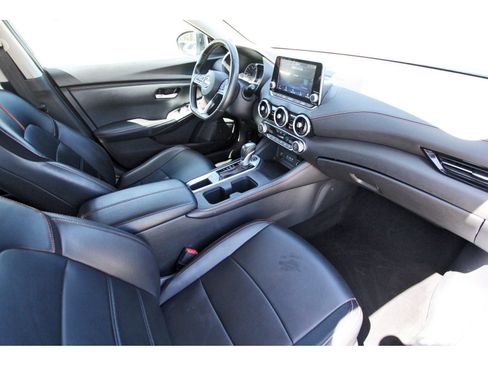 Used 2024 Nissan Sentra SR w/ SR Premium Package image 23