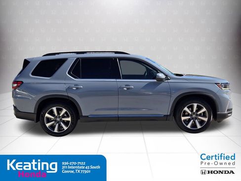 Certified 2023 Honda Pilot Touring image 9
