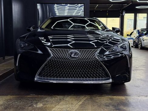Used 2018 Lexus LC 500 Coupe image 2