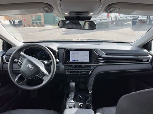 Used 2026 Toyota Camry LE image 28