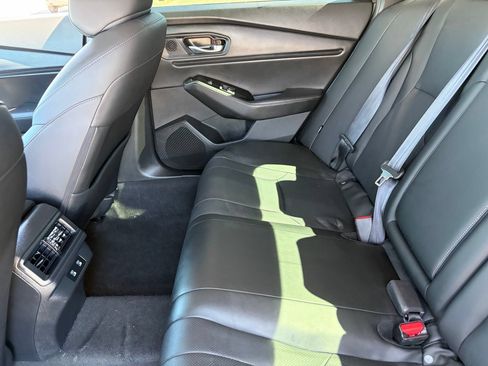 Used 2024 Honda Accord Touring image 14